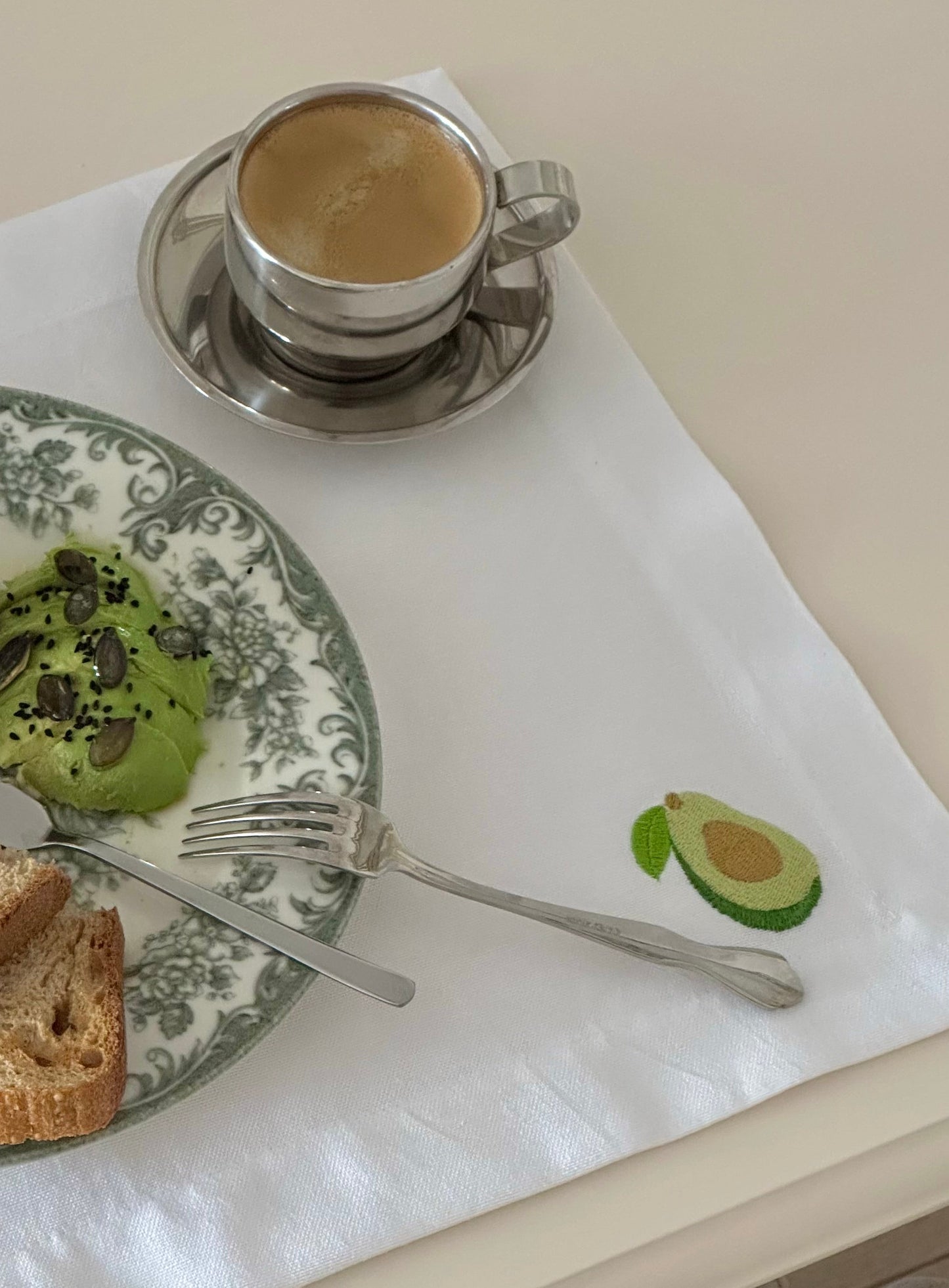 Avokado Amerikan Servis